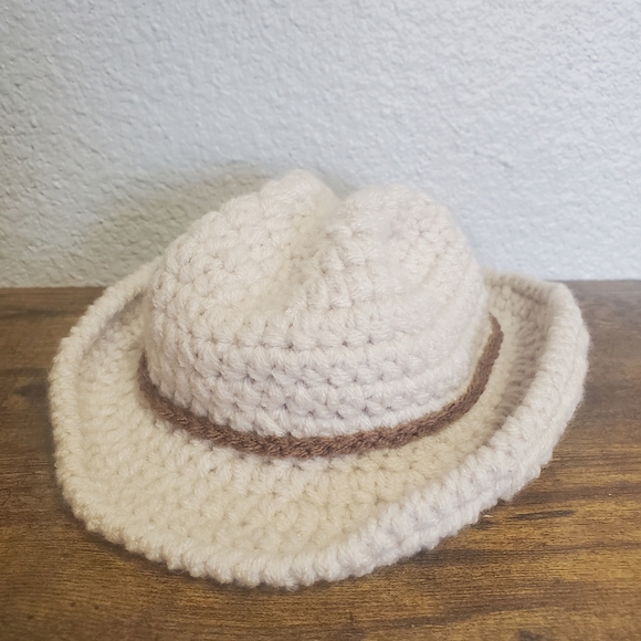 Crochet baby cowboy boots and hat - Picture 5 of 5